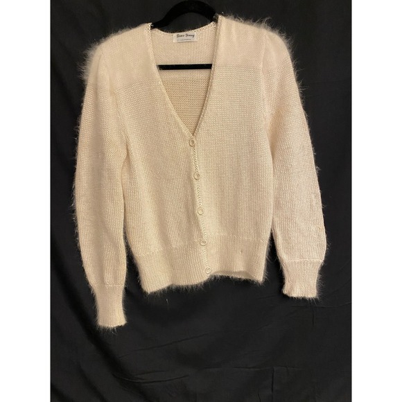 GRACE YOUNG CALIFORNIA VINTAGE ANGORA/WOOL BLEND IVORY SWEATER - SIZE M - FLAW - Picture 1 of 9